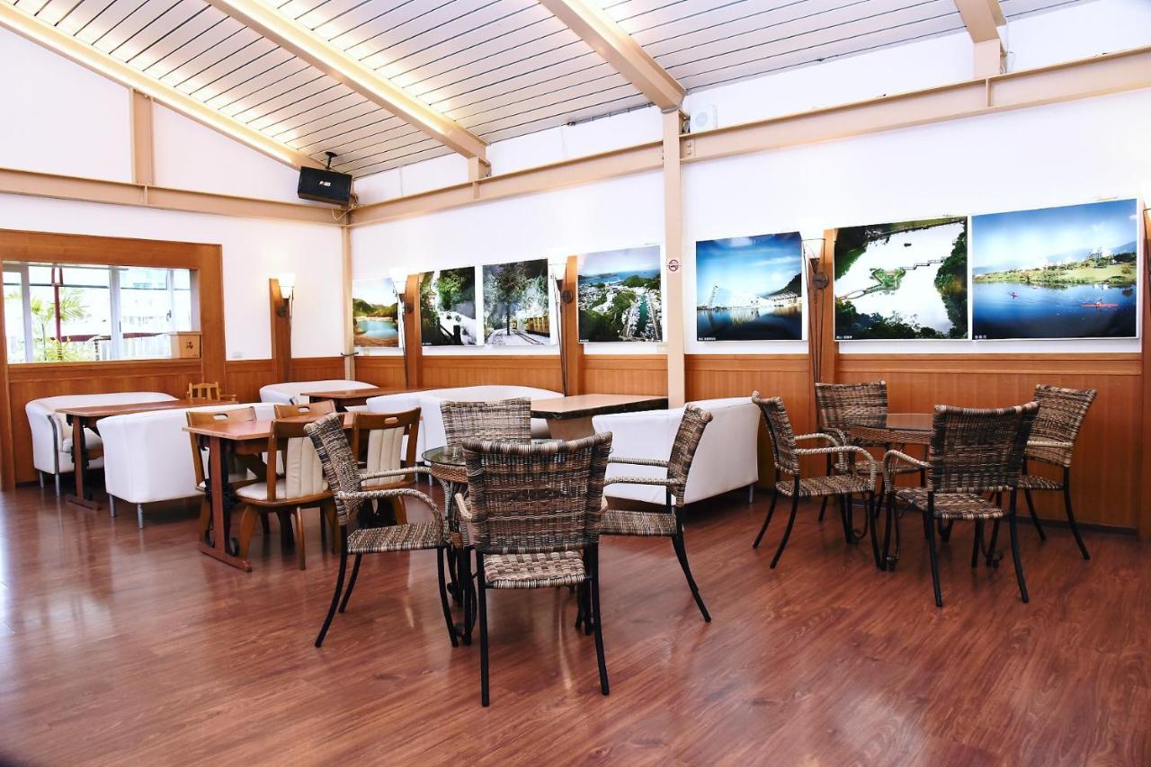 England Business Motel Yilan Exterior foto